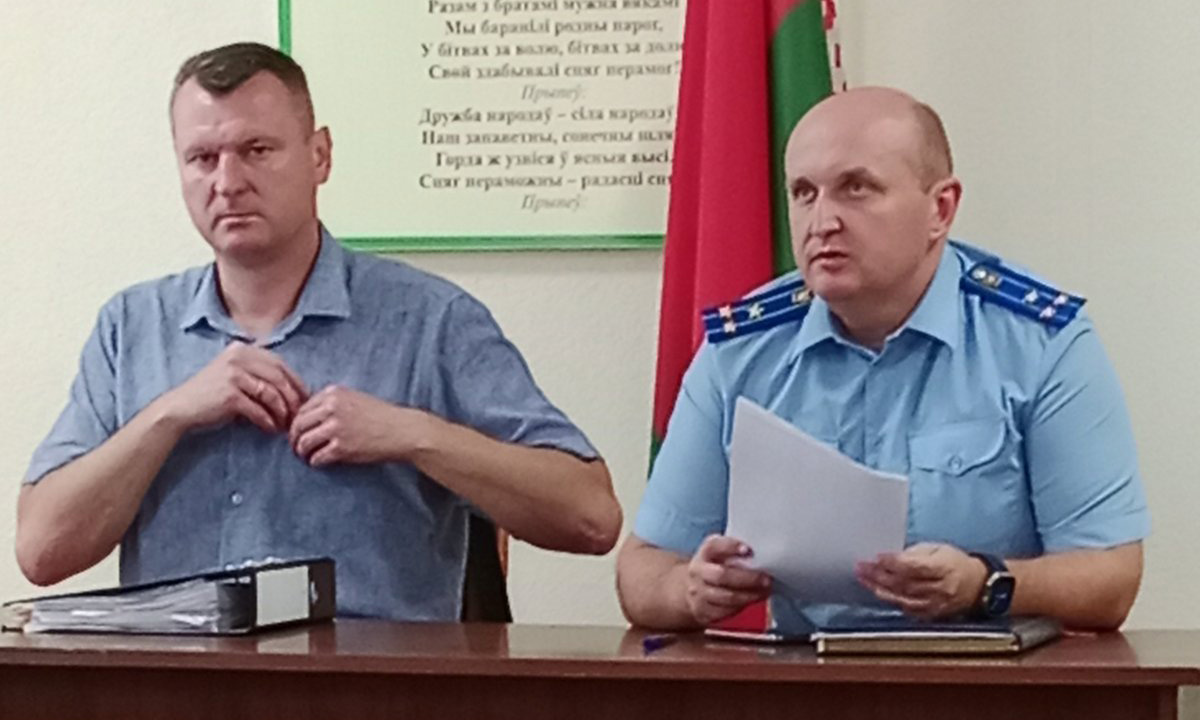 Уклонялся от исполнения воинской обязанности, но вовремя раскаялся: прокурор Ленинского района Минска применил меру административного взыскания