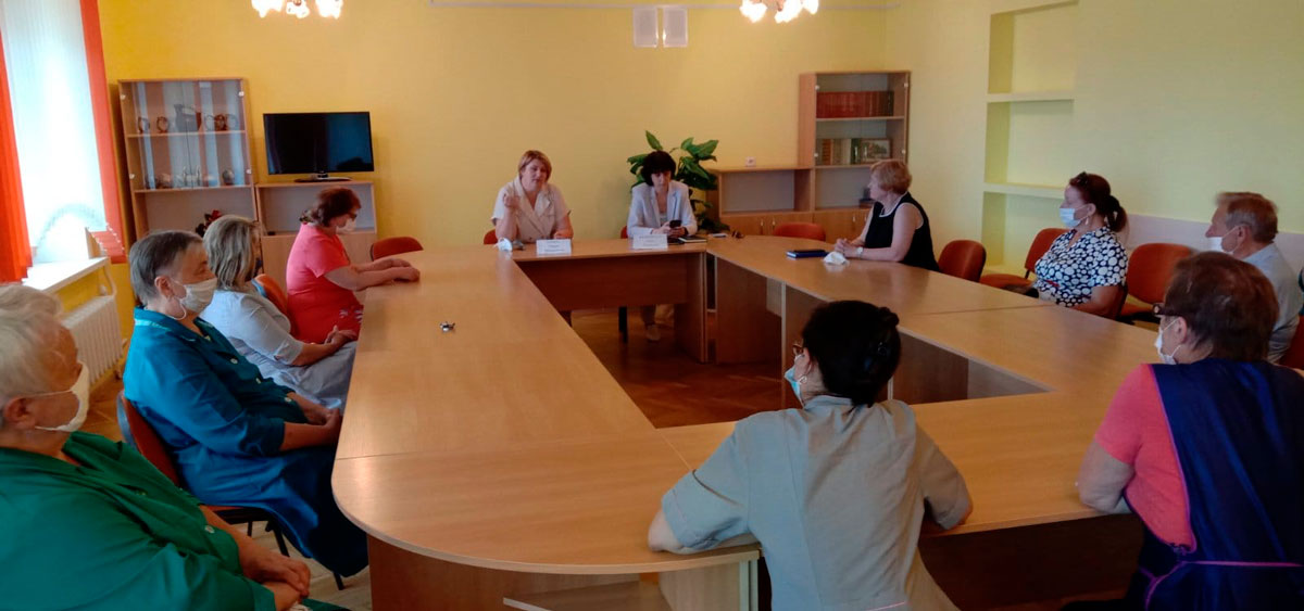 Марина Ильина провела встречу 
с трудовым коллективом 
ГУ «Специальный дом для ветеранов,
престарелых и инвалидов №1»
